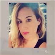 Laurea in traduzioni e lingue inglese effetuato in gran bretagna. Sono Di madrelingua inglese e impartisco lezioni Di conversazione in inglese